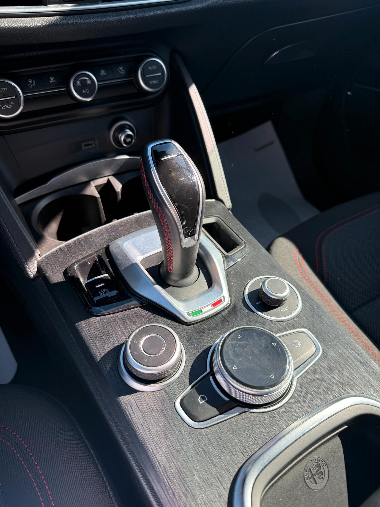 Alfa Romeo Stelvio 2.2 Turbodiesel 190 CV AT8 Q4 Business
