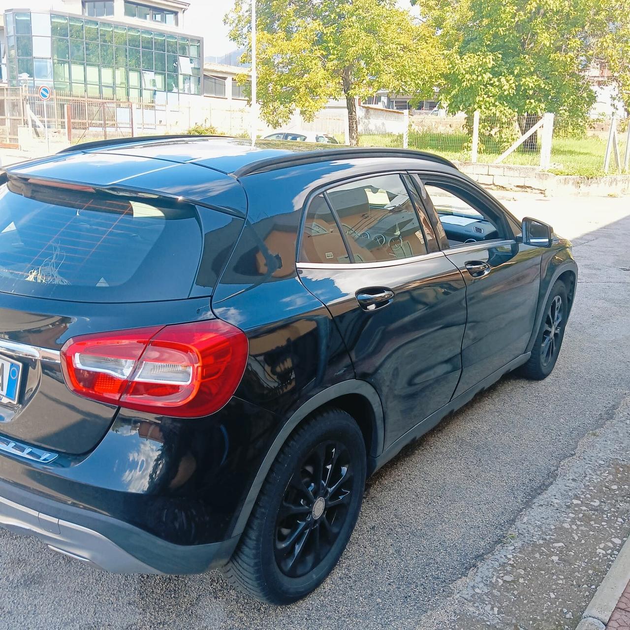 Mercedes-benz GLA 180 d Sport