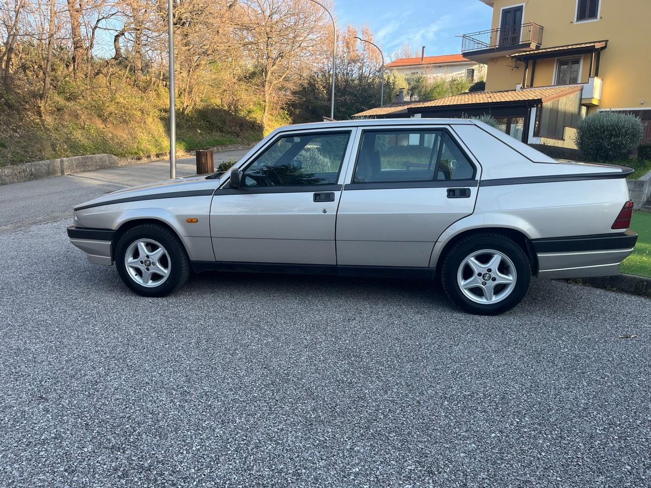 Alfa Romeo 75 1.8 IE
