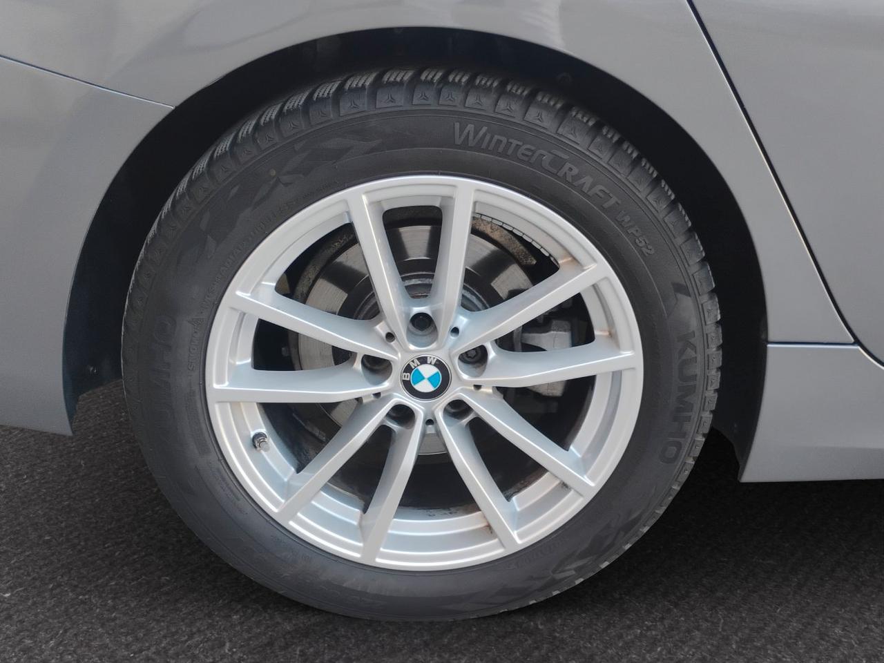 BMW 318 d Touring mhev 48V auto