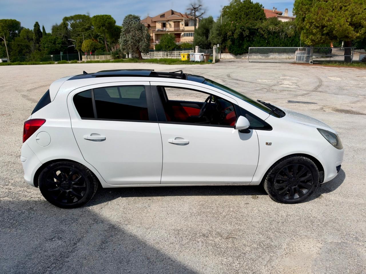 Opel Corsa 1.2 Benzina NEOPATENTATI UNIPROPRIETÀ