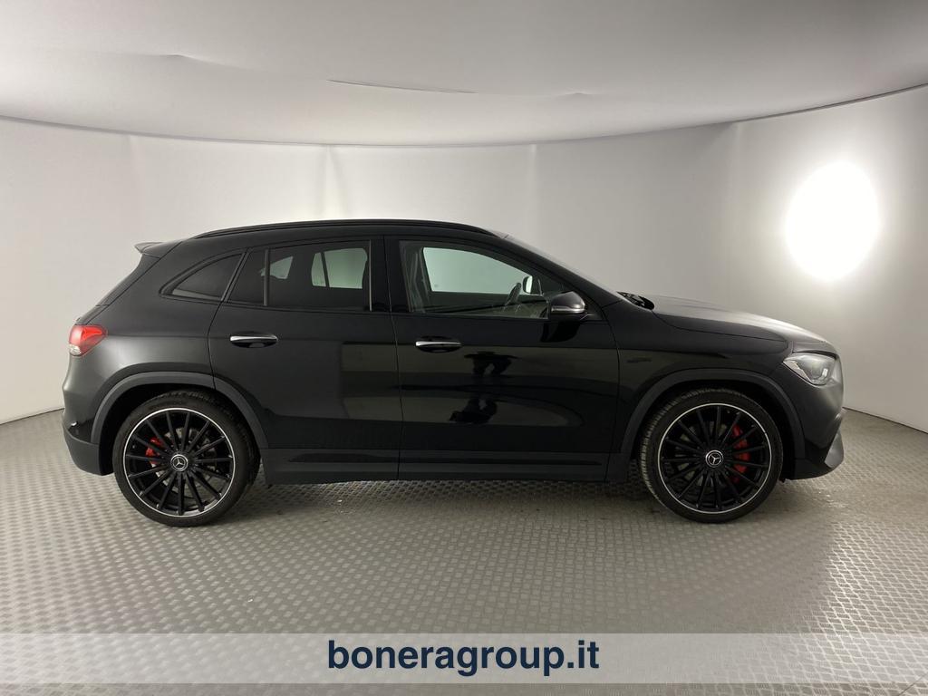 Mercedes GLA 35 AMG 4Matic Speedshift DCT AMG 8G