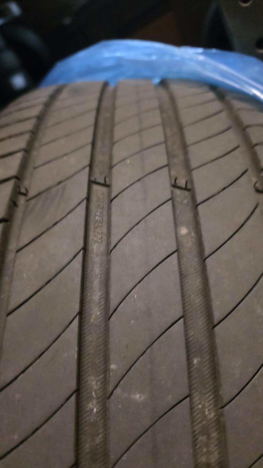 XC 90 2.4 D5 R-DESIGN - GANCIO TRAINO