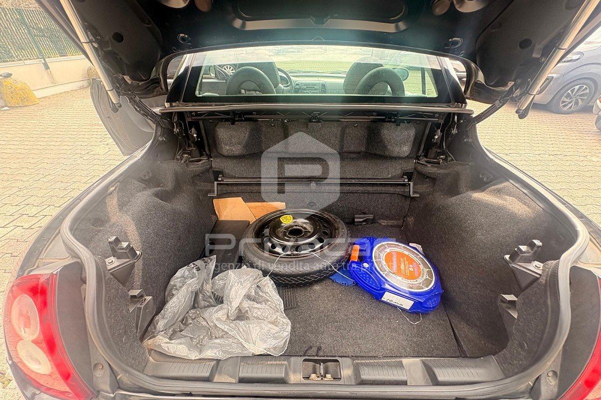 NISSAN Micra C+C 1.4 16V Sport