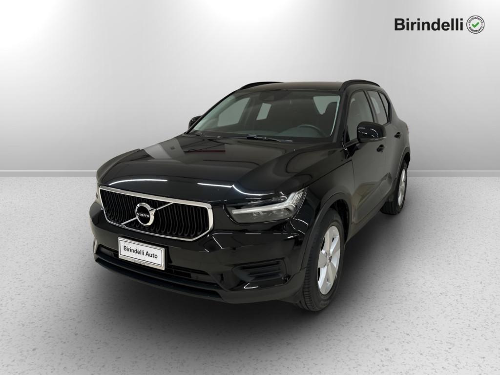 VOLVO XC40 (2017-->) - XC40 T2 Momentum