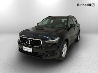 VOLVO XC40 (2017-->) - XC40 T2 Momentum