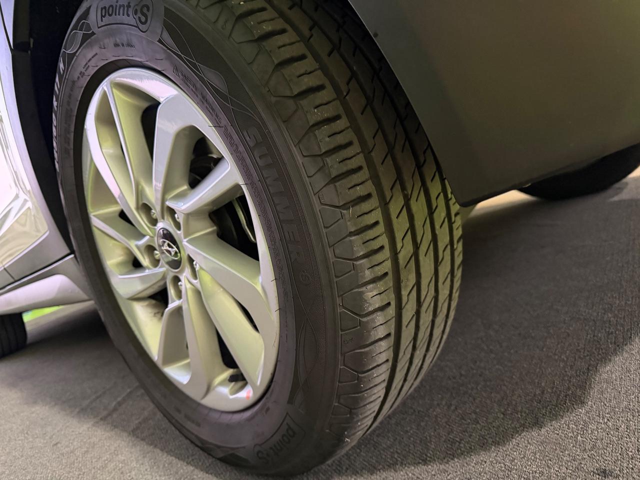 Hyundai Tucson 1.7 CRDi Comfort NAVI-TELECAMERA