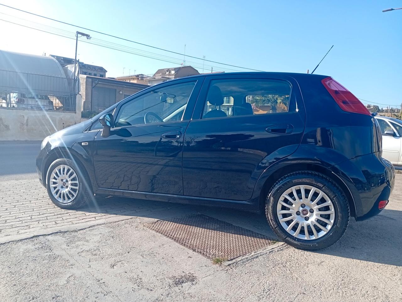 Fiat Punto 1.4 8V 5 porte Easypower Street