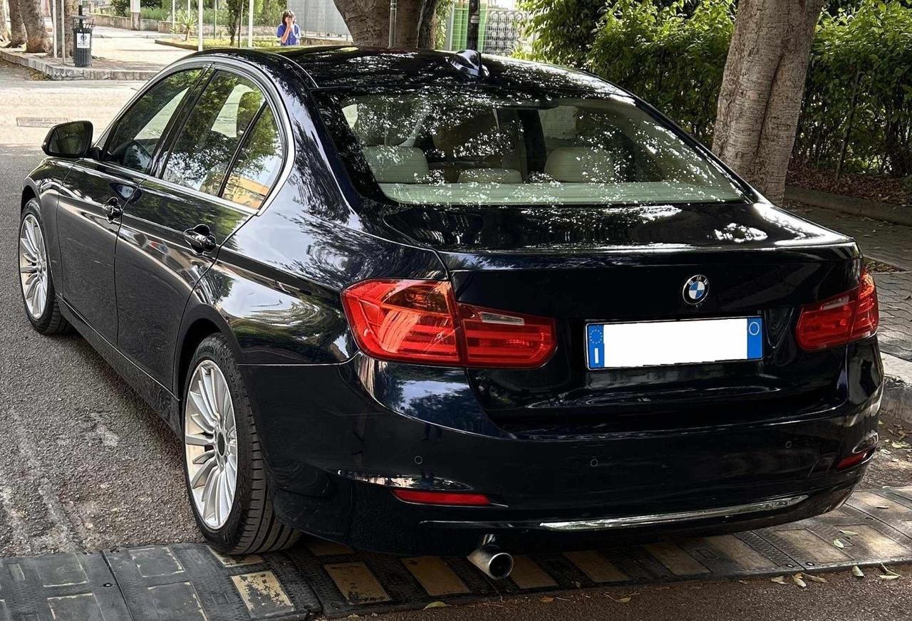 BMW 320d LUXURY