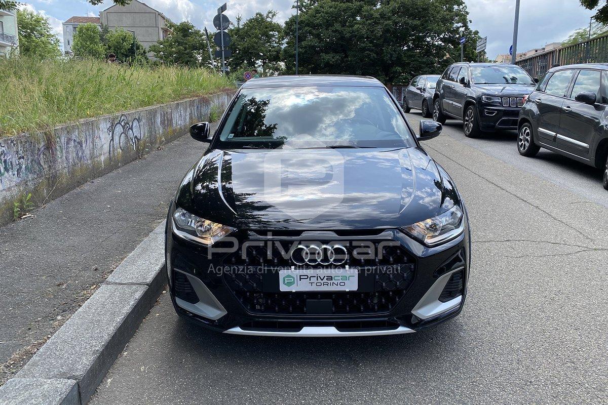 AUDI A1 citycarver 30 TFSI Admired