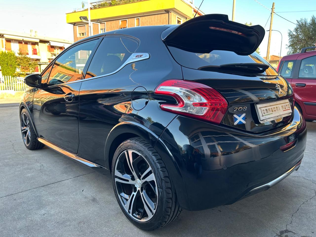 Peugeot 208 1.6 THP 200 CV 3 porte GTi