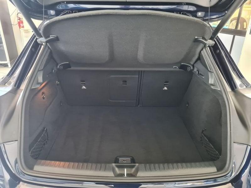 Mercedes-Benz GLA GLA 200 d Automatic 4Matic Premium!CARPLAY!PDC!LED!NAVI!