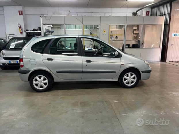 Renault Scenic 1.6 solo 120mila km