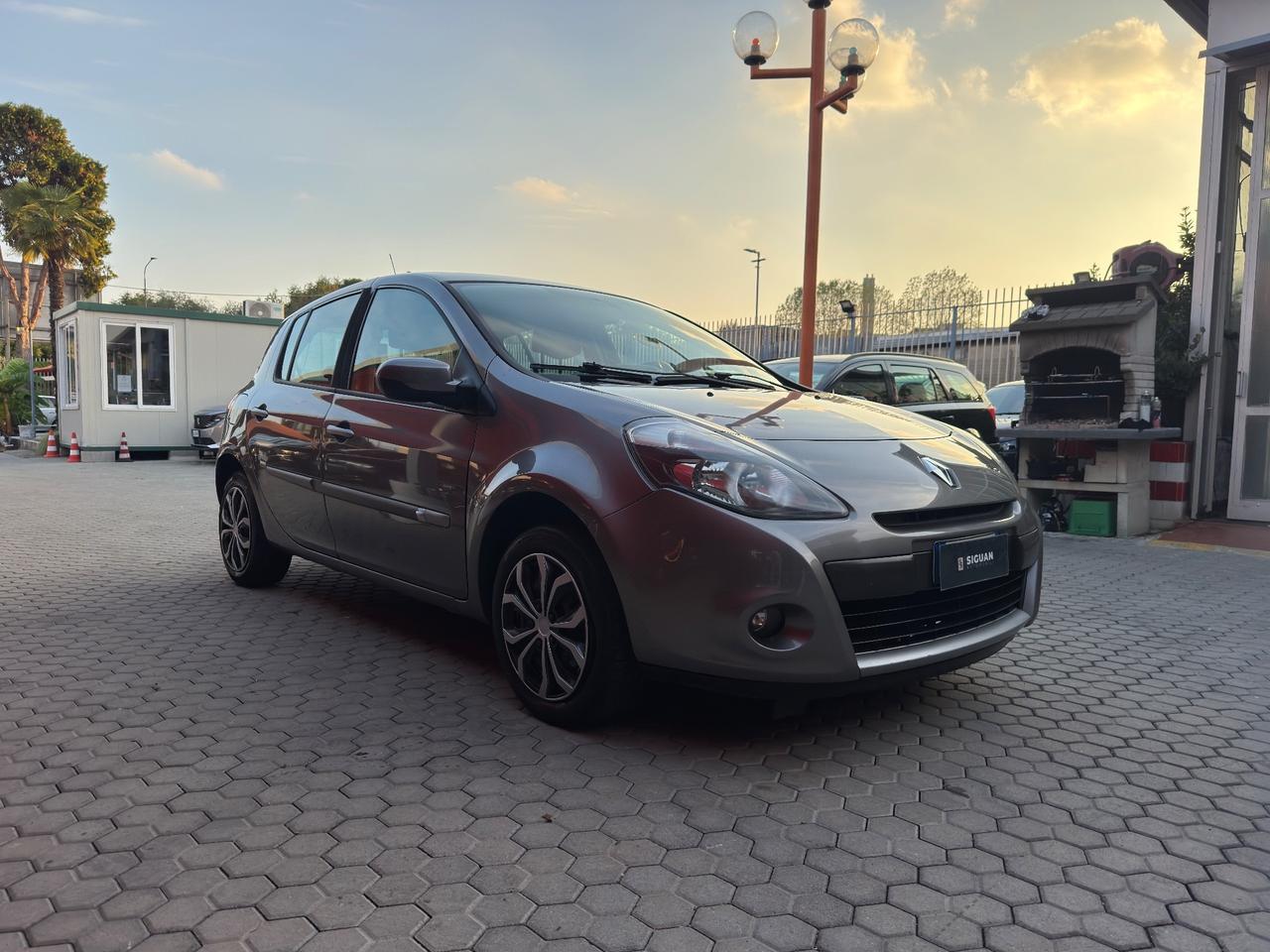 Renault Clio ADATTA A NEOPATENTATI 1.2 16V 5 porte Dynamique