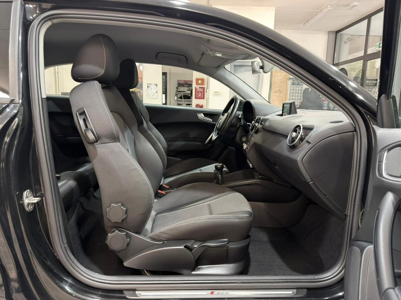 AUDI A1 S-LINE ULTRA 1.4tdi 90cv SPORT 3P