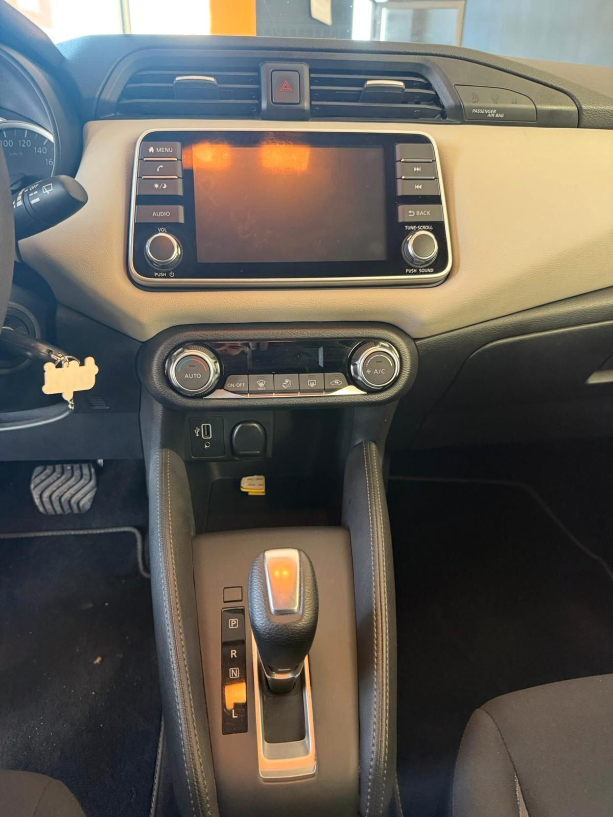 Nissan Micra IG-T 92 Xtronic 5 porte Tekna PARI AL NUOVO