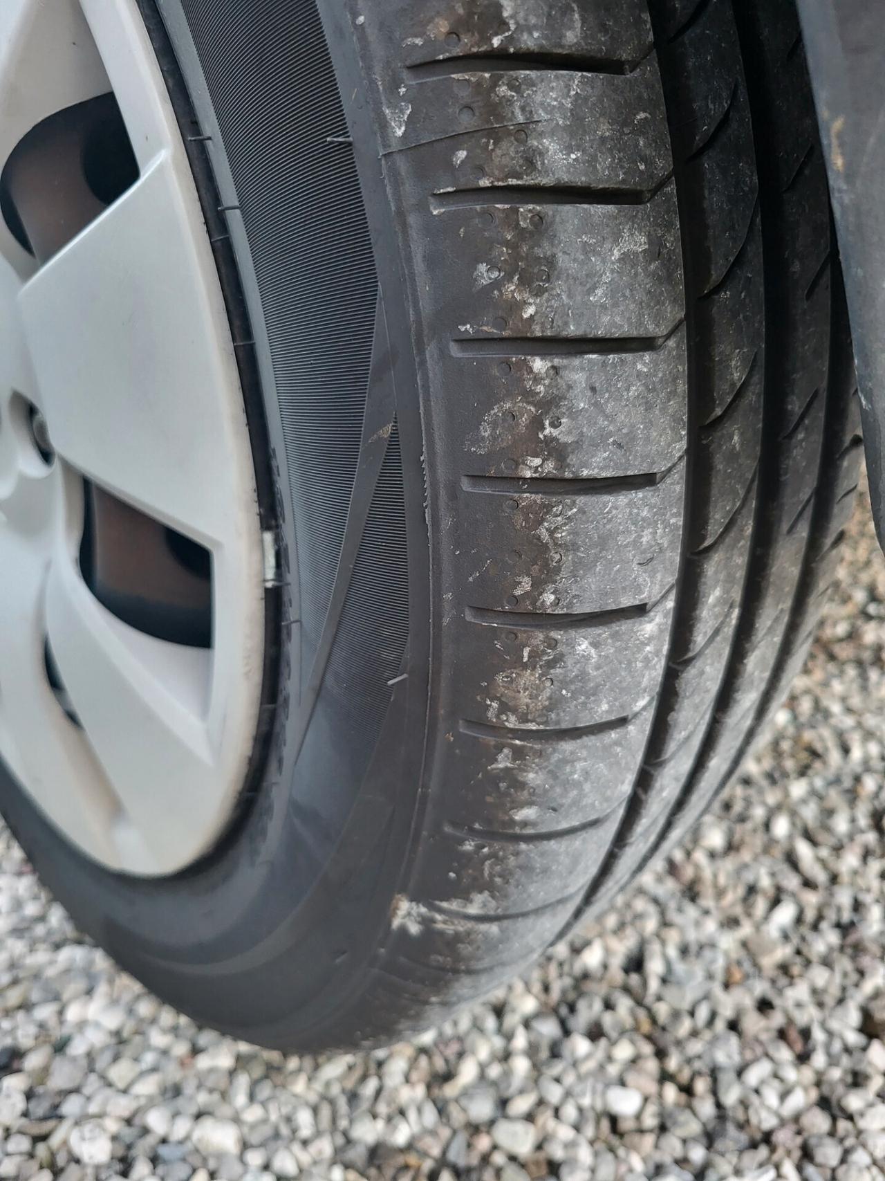 Toyota Yaris 1.0 3p Now Gpl LEGGERE BENE