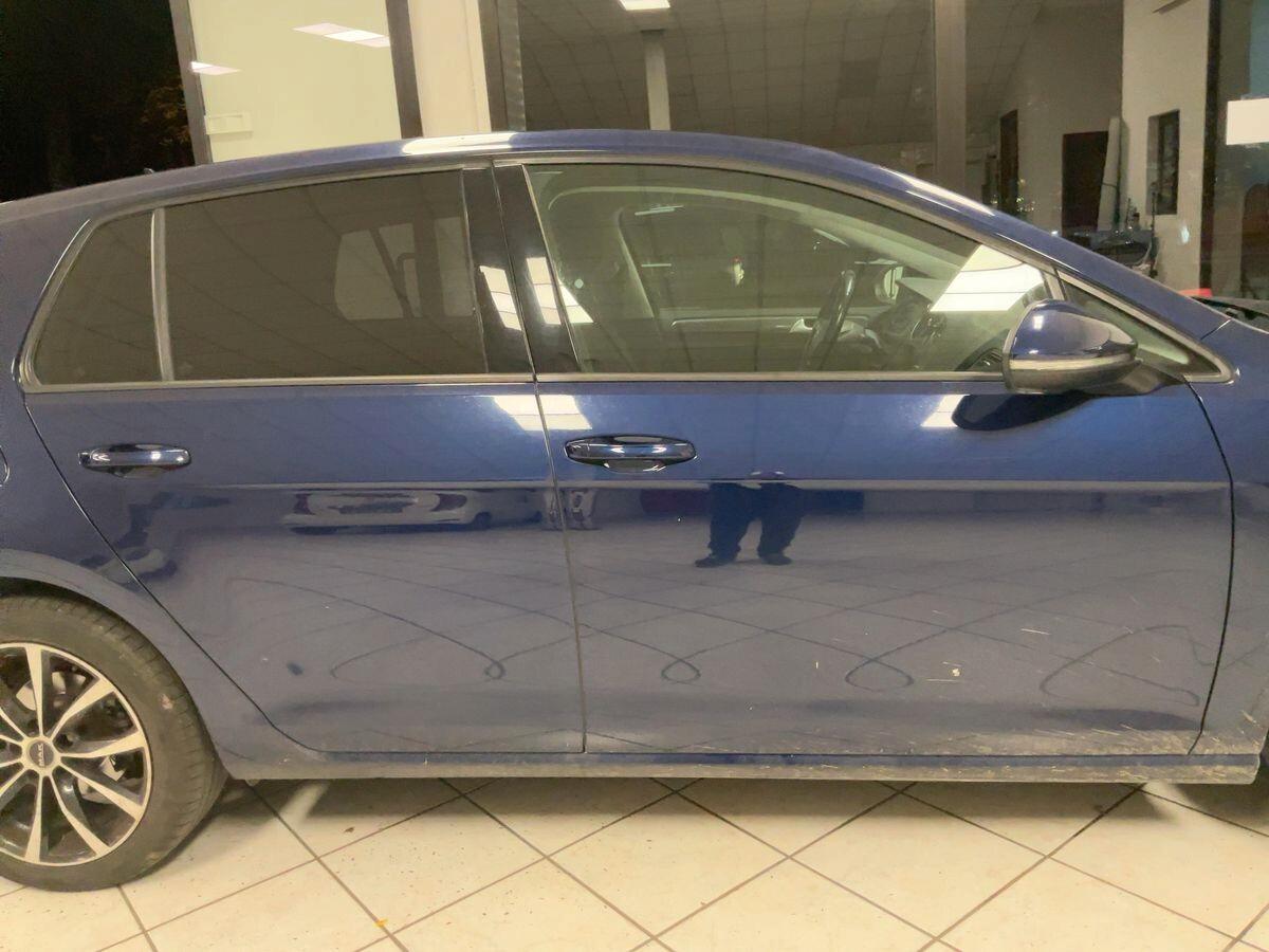 Volkswagen Golf 150CV DSG7