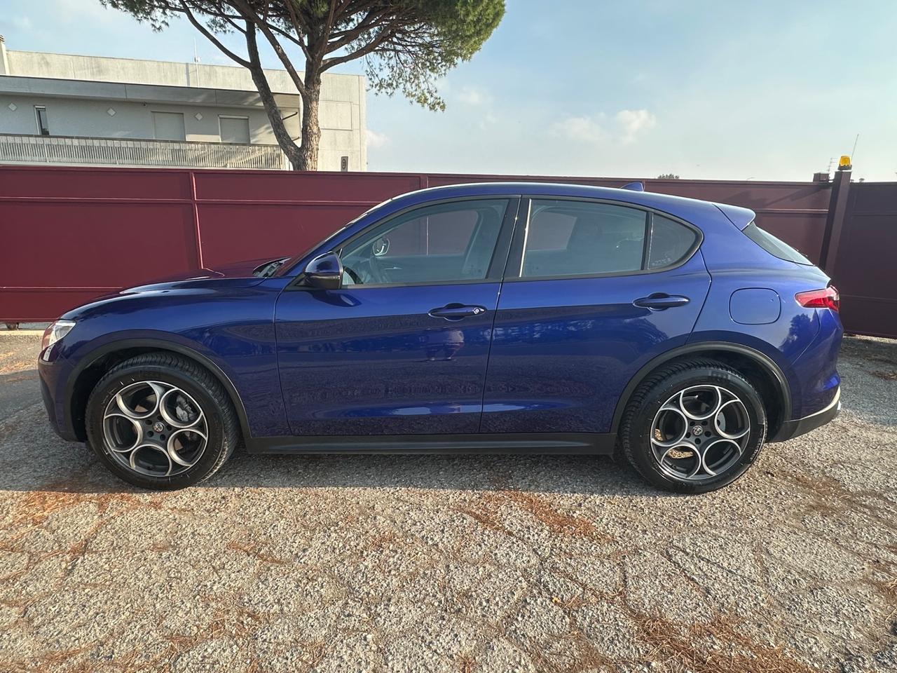 Alfa Romeo Stelvio 2.2 Turbodiesel 190 CV AT8 Q4 Business