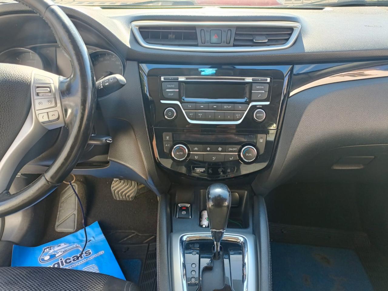 Nissan Qashqai 1.6 dCi 2WD Acenta Premium Cambio Automatico