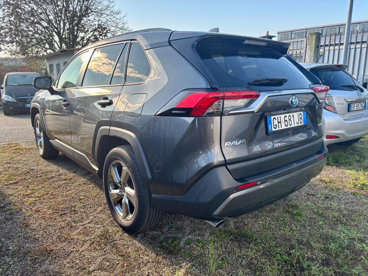 Toyota RAV 4 RAV4 2.5 HV (218CV) E-CVT 2WD Dynamic