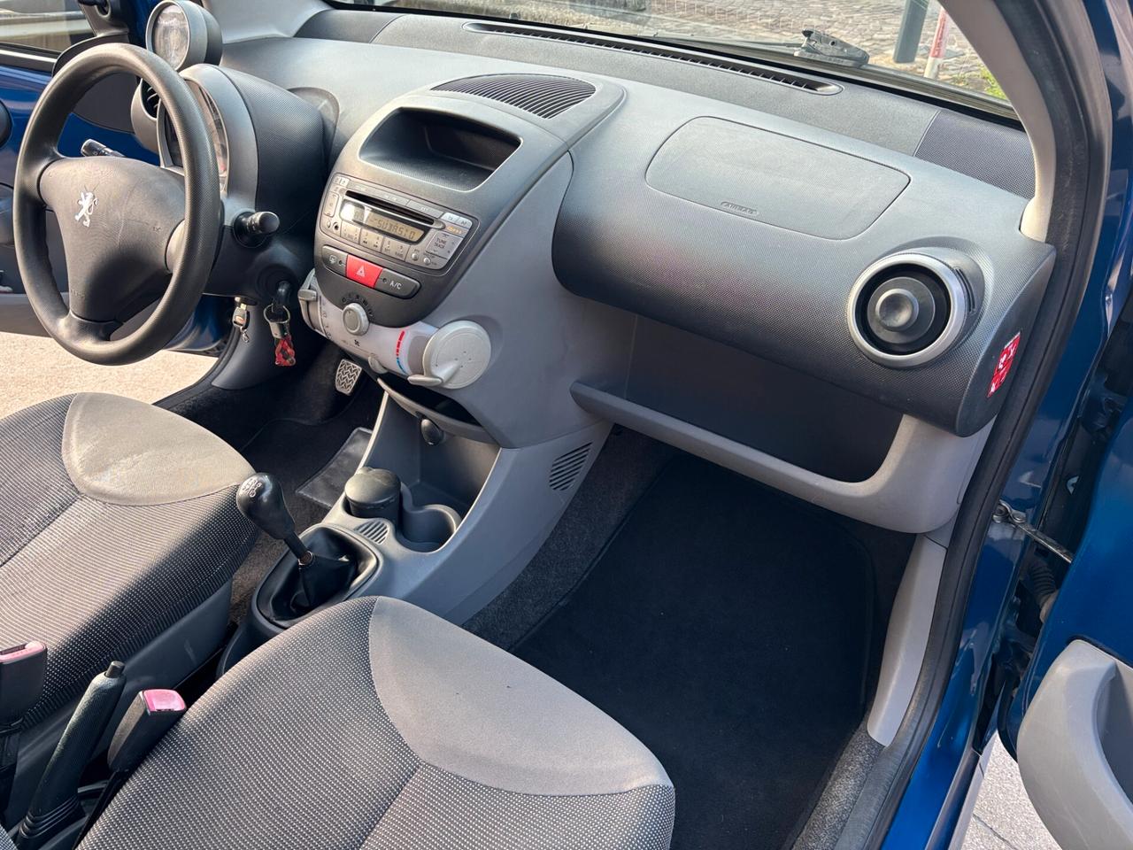 Peugeot 107 1.0 68CV 5p. Urban Move