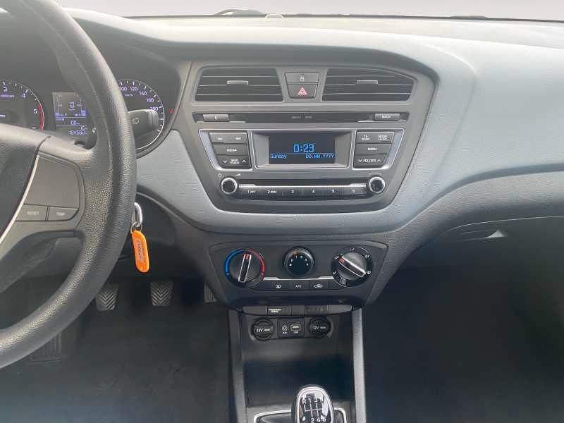 HYUNDAI i20 II 2015 - i20 5p 1.1 crdi Classic 75cv