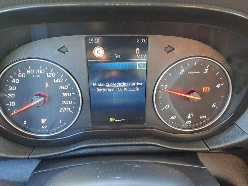Mercedes-Benz Classe T 180 d AT