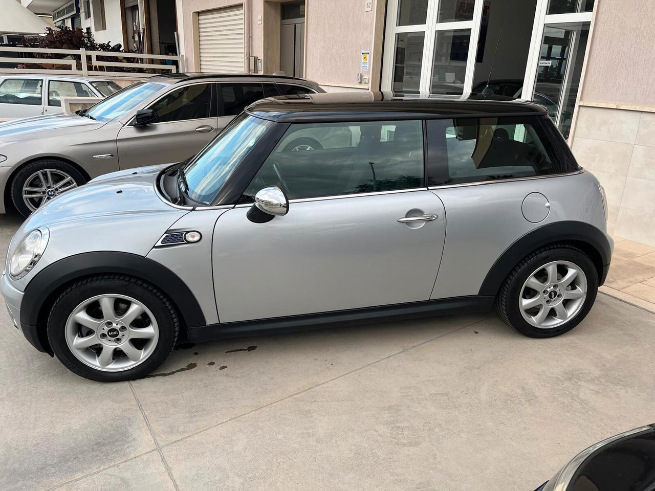 Mini Mini 1.6 16V Cooper D