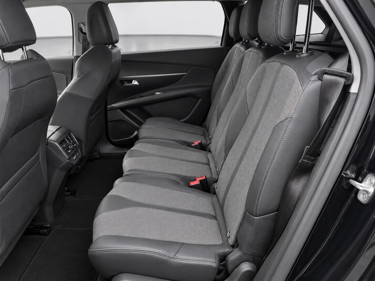 PEUGEOT 5008 II 2021 - 5008 1.5 bluehdi Allure Pack s&s 130cv eat8