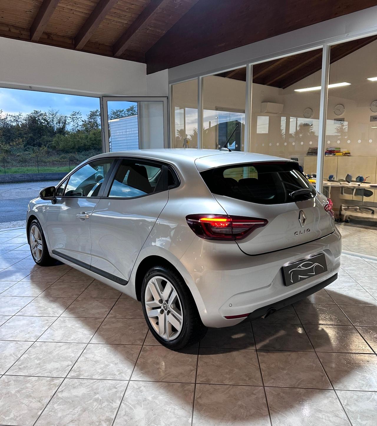 RENAULT CLIO BLUE DCI 100 CV 5 porte Evolution OK NEOPATENTATI