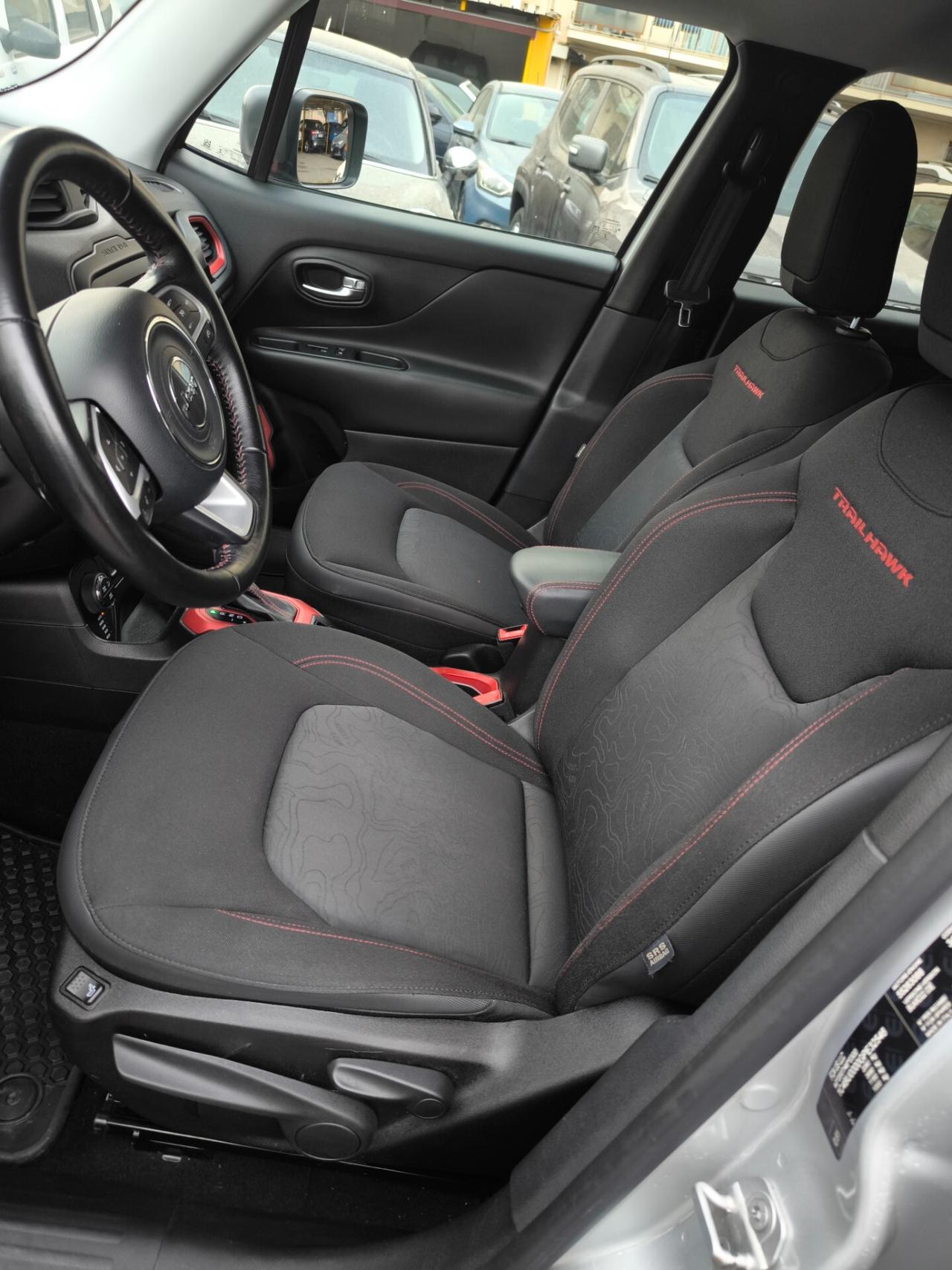 Jeep Renegade 2.0 Mjt 170CV 4WD Active Drive Low Trailhawk