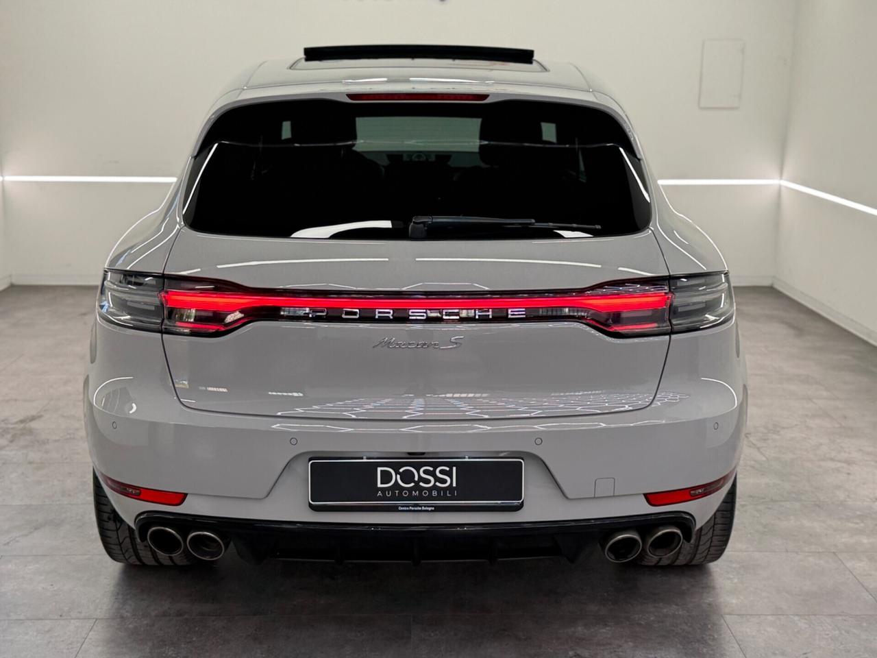 Porsche Macan 3.0 S --GRIGIO GESSO--
