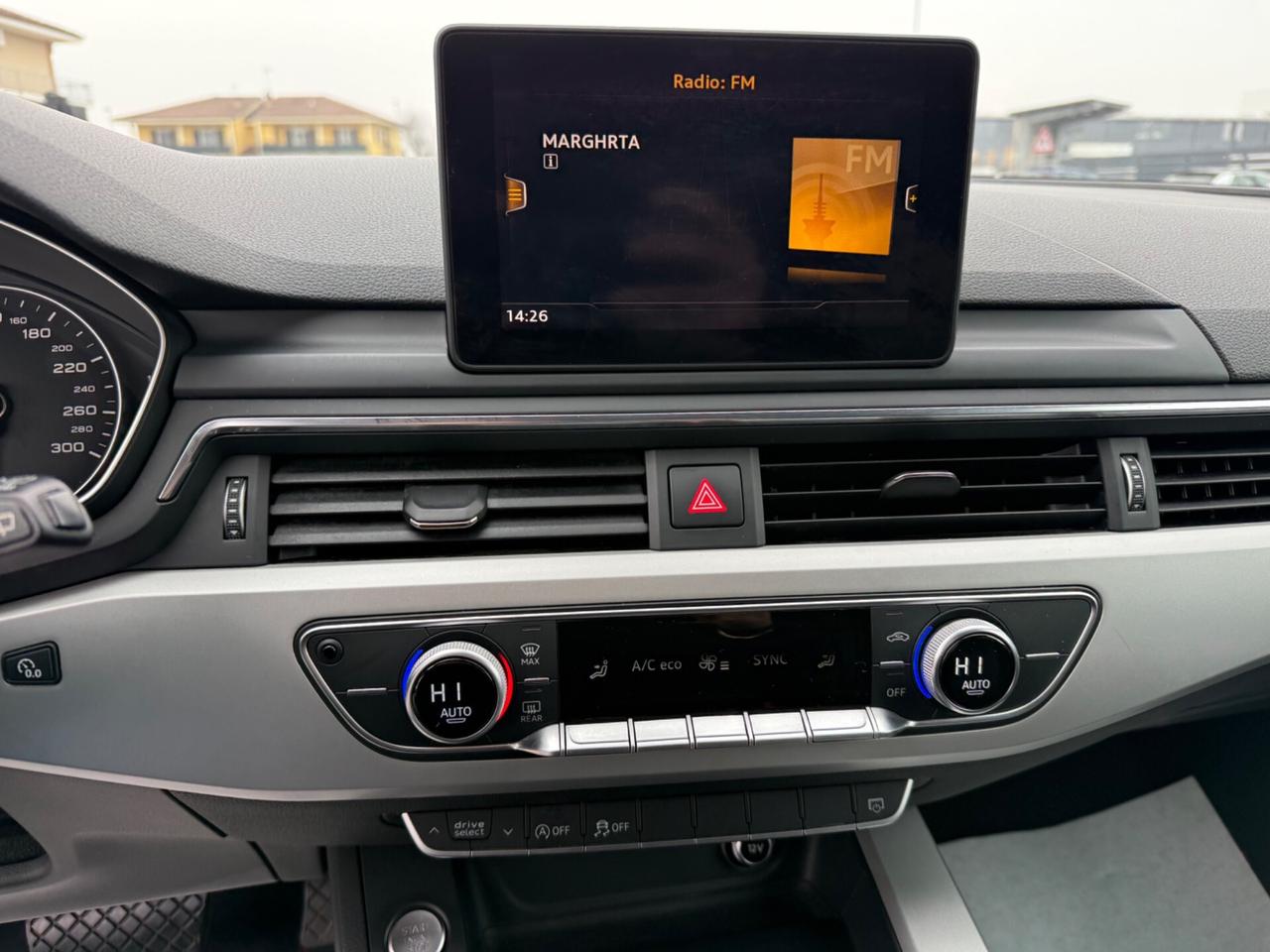 Audi A4 Avant 2.0 TDI 150 CV ultra S tronic Business