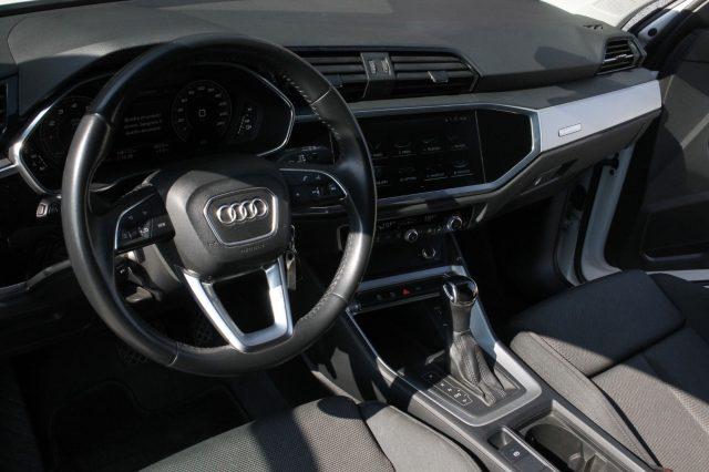 AUDI Q3 35 TFSI S tronic Business Advanced