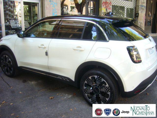FIAT 600 Hybrid 110CV DCT6 MHEV La Prima NAVI / TELECAMERA