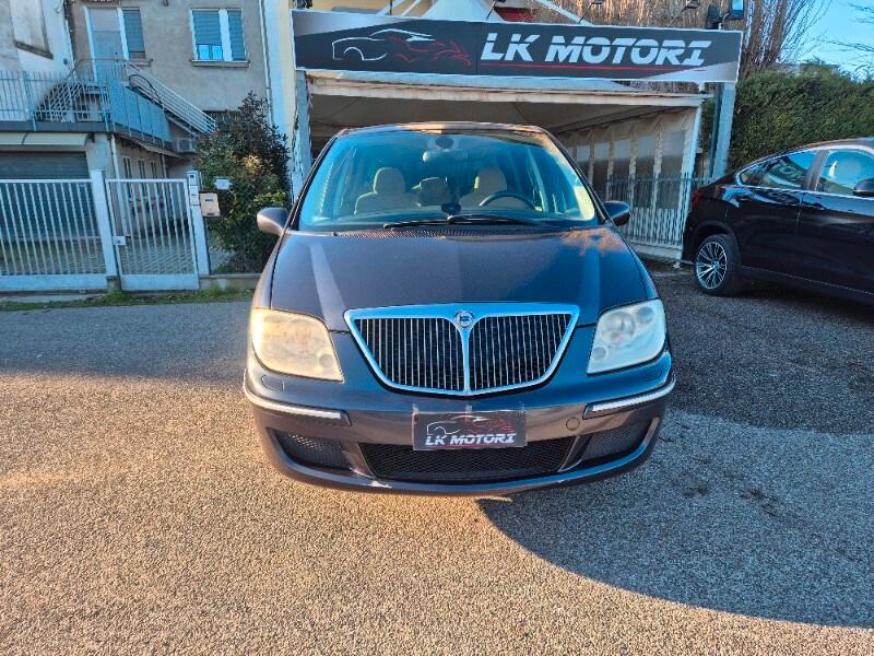 LANCIA Phedra 2.2 MJT Oro