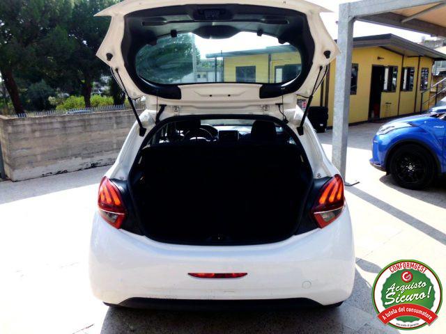 PEUGEOT 208 1.4 8V HDi 68CV 5p. Allure