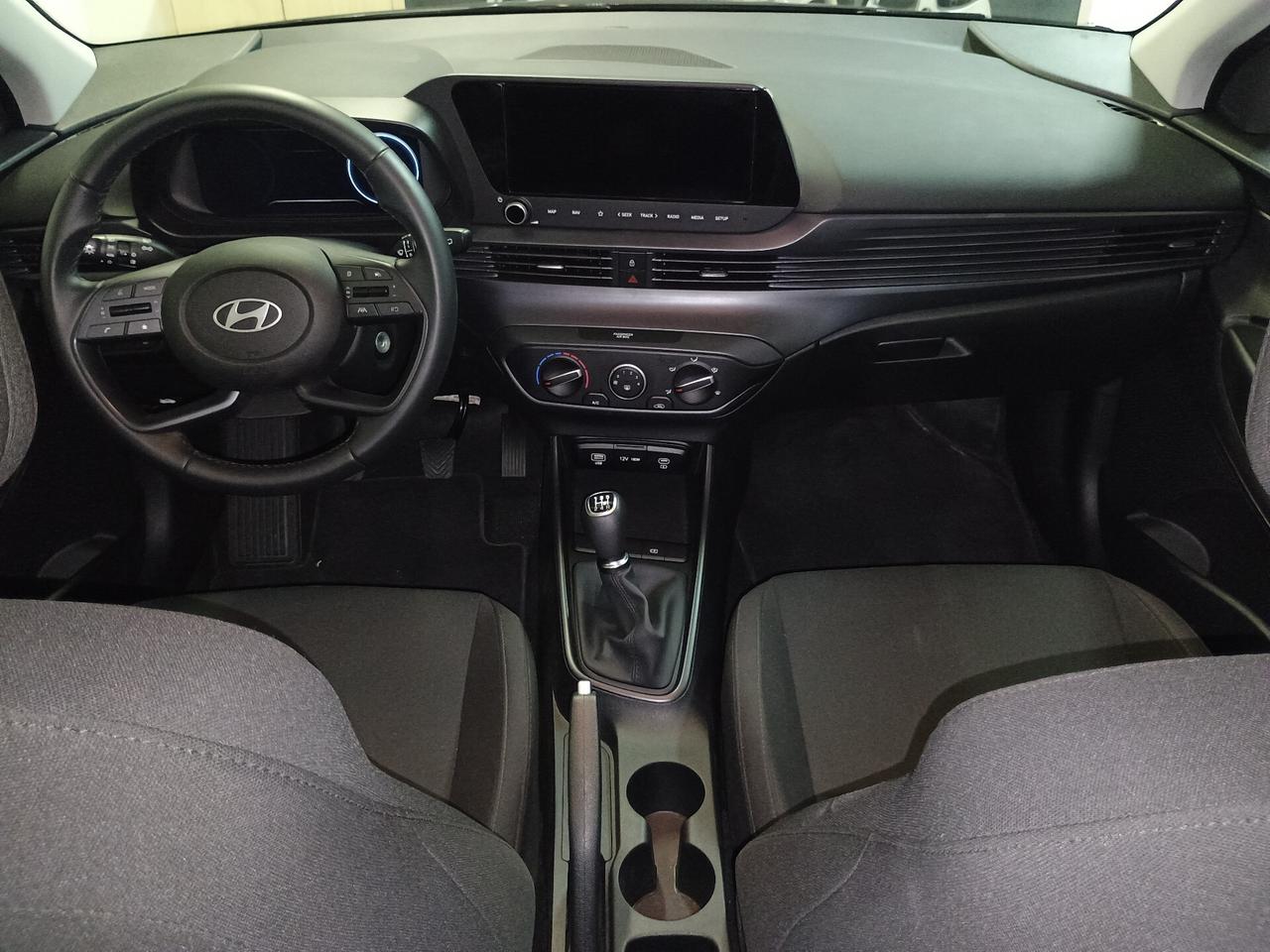 Hyundai i20 1.2 MPI MT Connectline