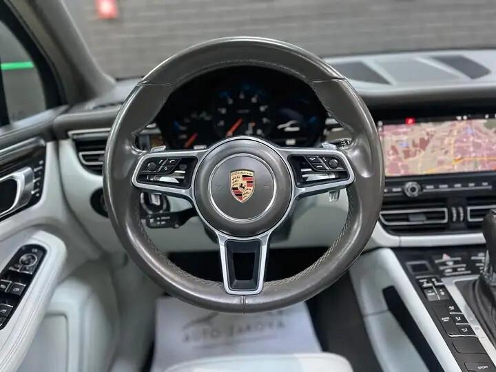 Porsche Macan 2.0 TETTINO