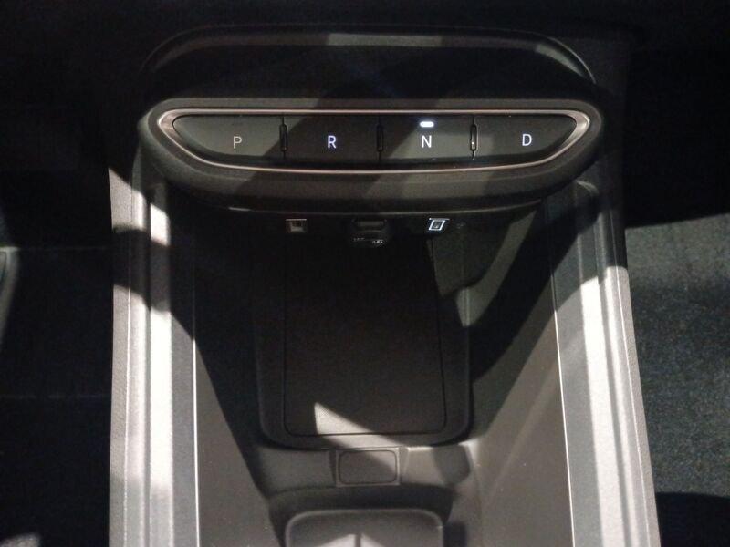 Jeep Avenger e-Hybrid 1.2 MHEV e-Hybrid Turbo Black Edition