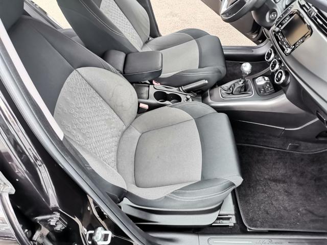 ALFA ROMEO Giulietta 1.6 JTDm-2 105 CV Distinctive