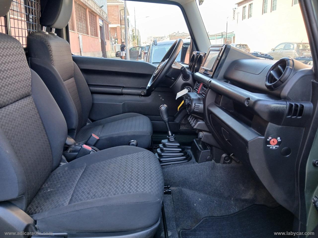 SUZUKI Jimny 1.5 5MT