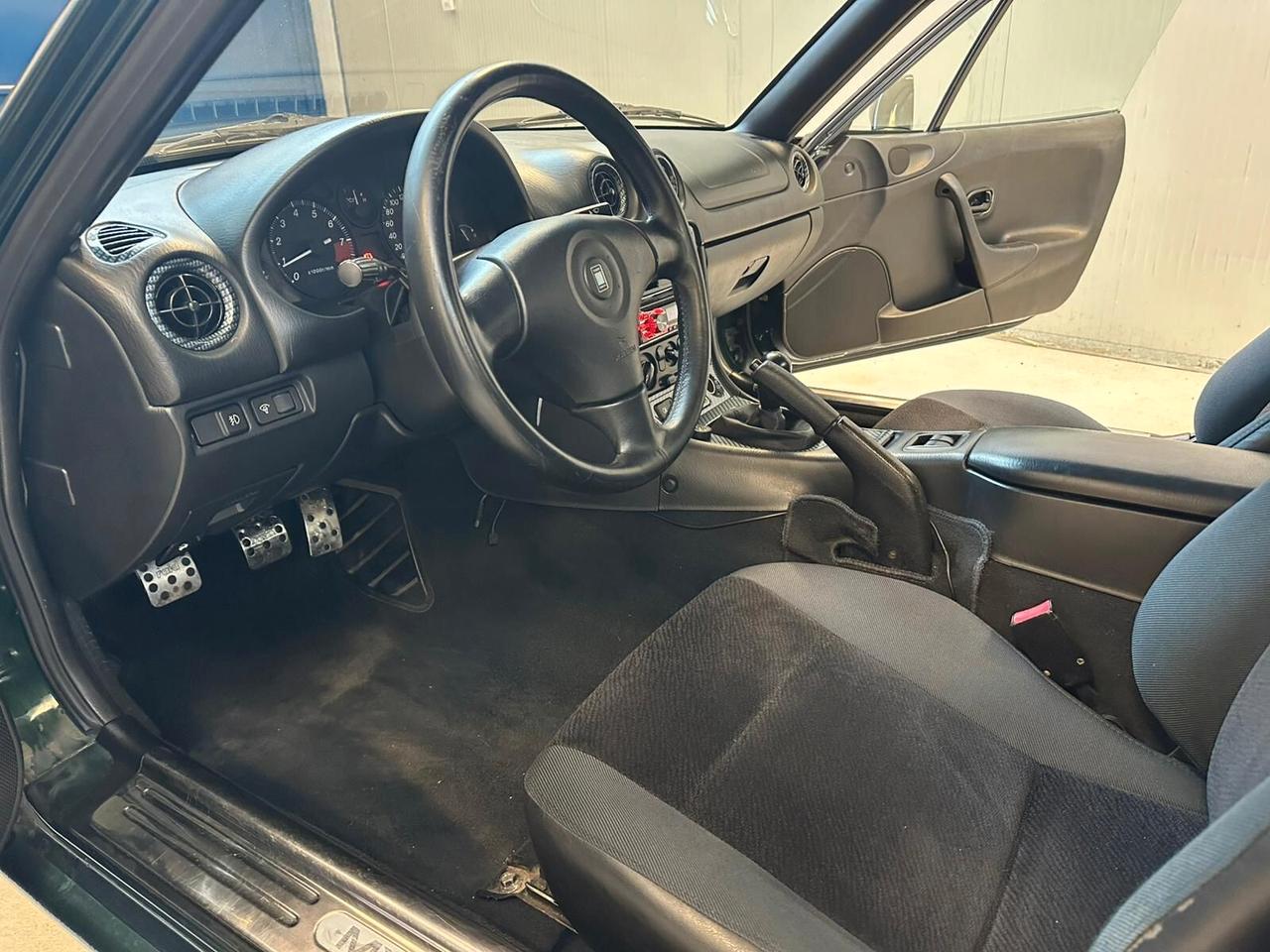 Mazda MX-5 1.6i 16V cat GPL