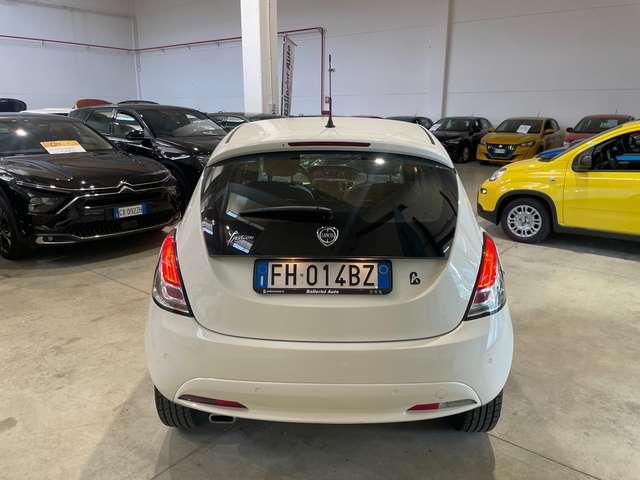 Lancia Ypsilon 1.2 Gold 69cv