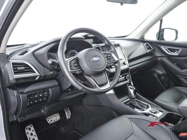 SUBARU Forester 2.0i e-boxer Premium lineartronic