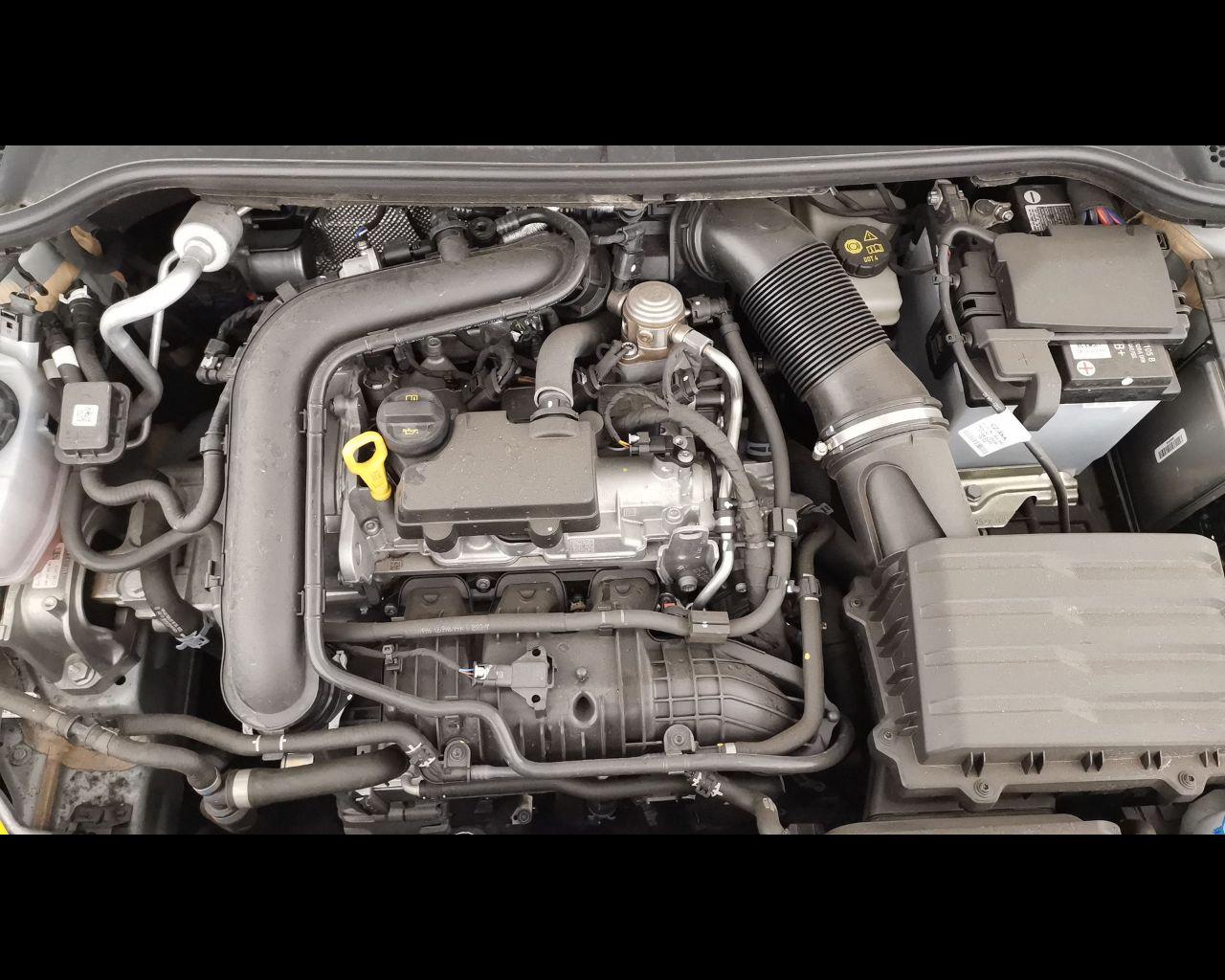 SEAT Arona 2022 - Arona 1.0 ecotsi FR 115cv dsg