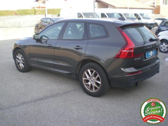 VOLVO XC60 D4 AWD Business - PRONTA CONSEGNA