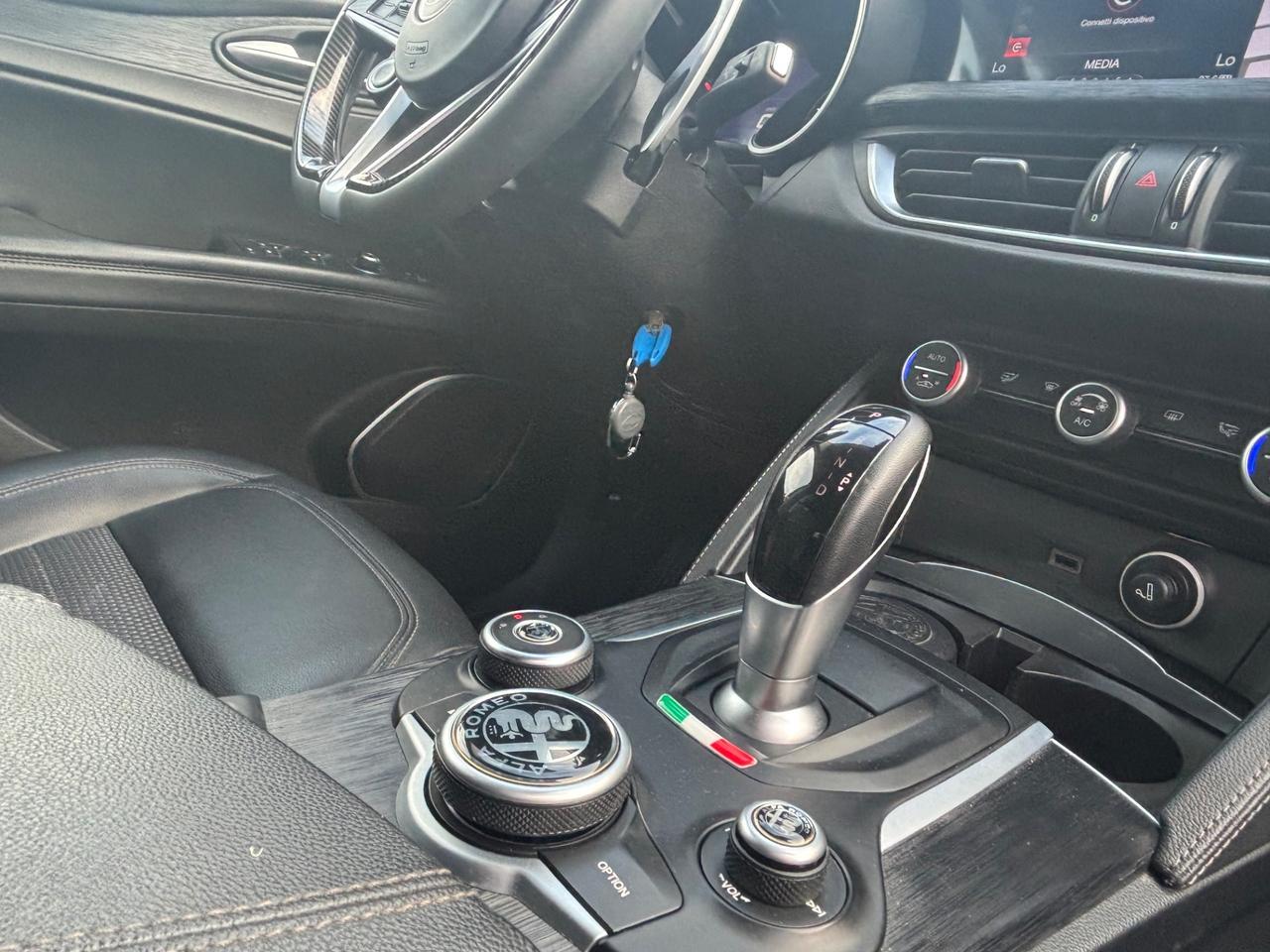 Alfa Romeo Stelvio Q4