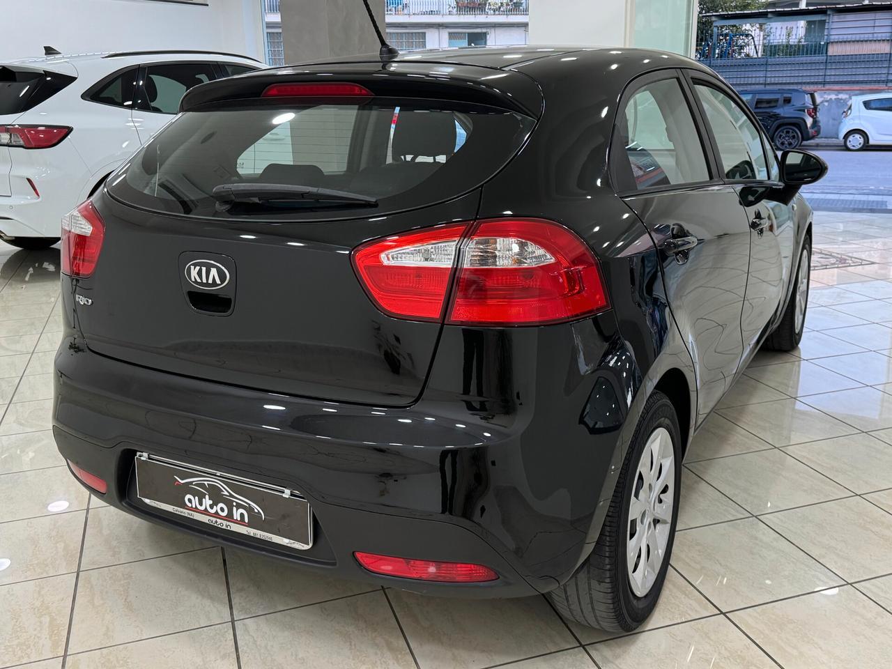 Kia Rio 1.2 CVVT 5p. Cool